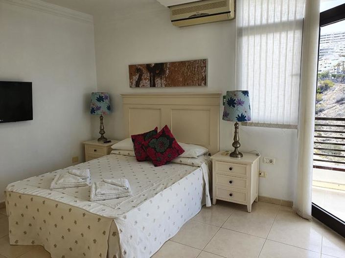 Image No.9-3 Bed Property for sale