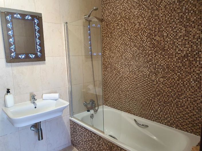 Image No.18-3 Bed Villa for sale