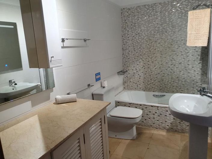 Image No.19-3 Bed Villa for sale