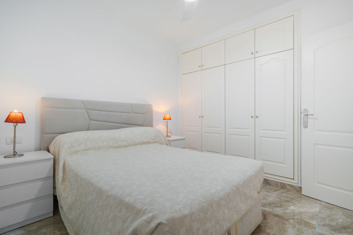 Image No.8-2 Bed Apartment for sale