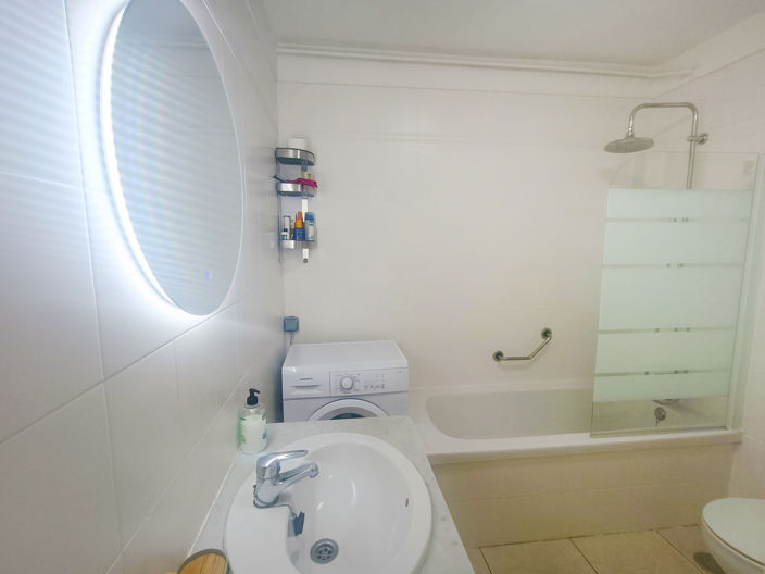 Image No.6-Studio for sale