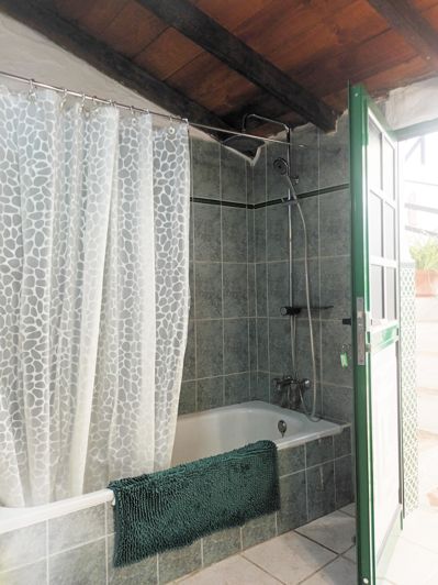 Image No.13-4 Bed Village House for sale