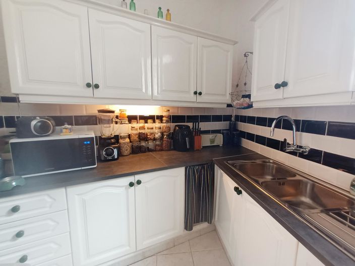 Image No.6-4 Bed Village House for sale