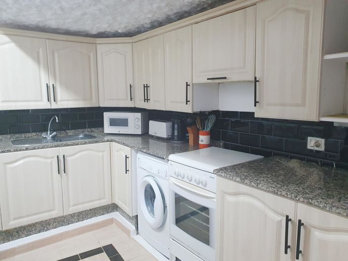 Image No.8-4 Bed Village House for sale