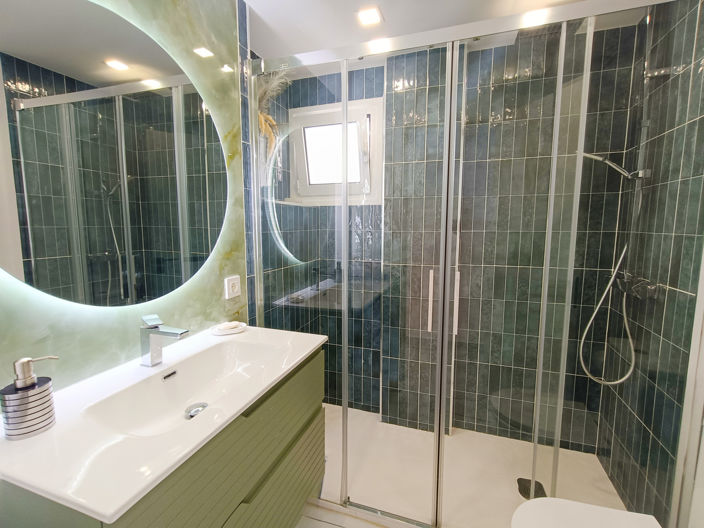 Image No.10-3 Bed Apartment for sale
