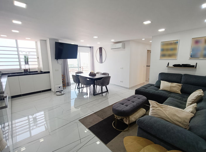 Image No.3-3 Bed Apartment for sale