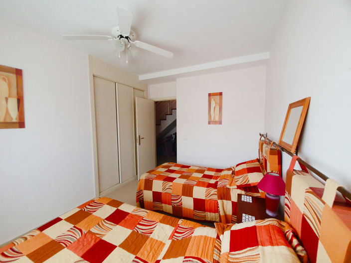 Image No.12-3 Bed Property for sale