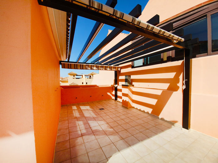 Image No.18-3 Bed Property for sale