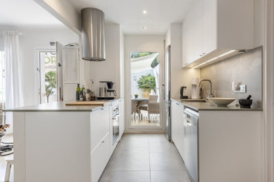 2-5bd7b9d04b45e33852eaf0ec6670150d