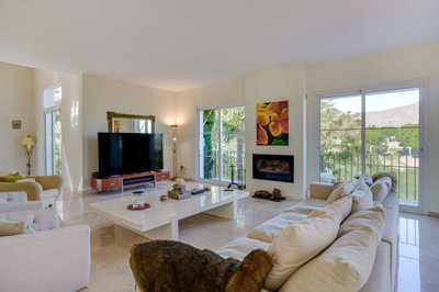 1-7980e48d732b6fc85c14b43b94d2aa54