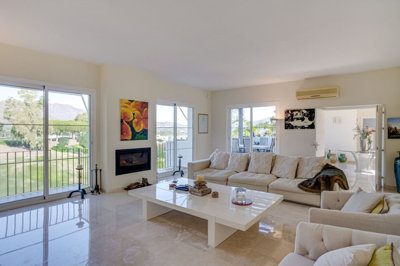 11-20939a0134ad724a8cb2a801094d15a4