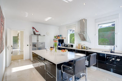 14-d70dc3102c00d7be0e872dfe1c1f86d7