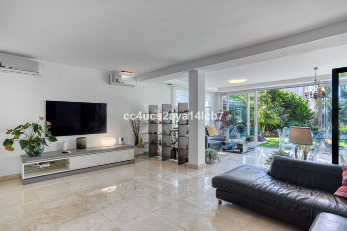 Image No.7-Villa de 4 chambres à vendre à Calahonda