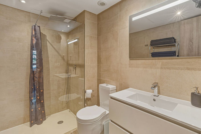 Image No.26-3 Bed Apartment for sale