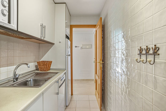 Image No.11-3 Bed Apartment for sale