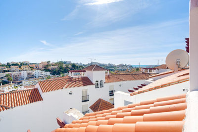 11-20939a0134ad724a8cb2a801094d15a4