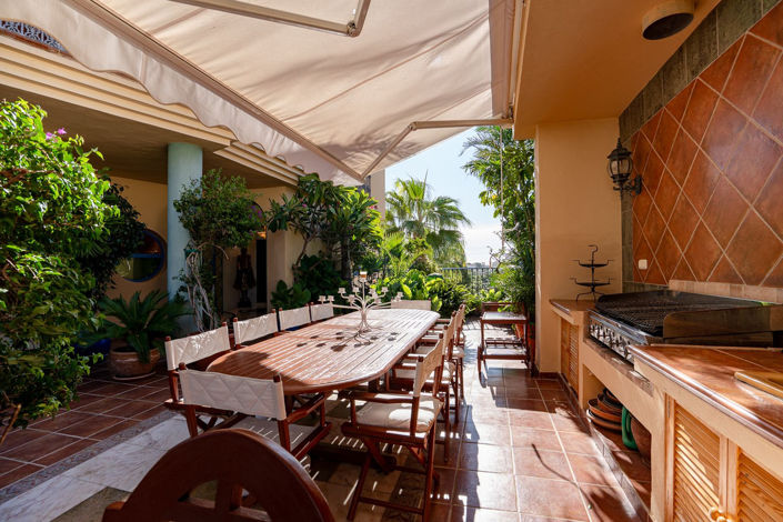 Image No.5-5 Bed Apartment for sale