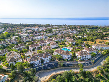 12-53013098fcab6c38b1379cd33298e050