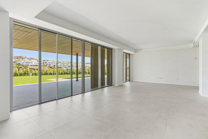 Image No.2-4 Bed Apartment for sale