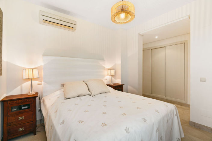 Image No.8-3 Bed Apartment for sale