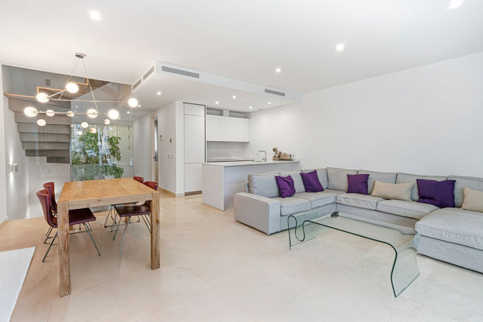 Image No.6-4 Bed Townhouse for sale