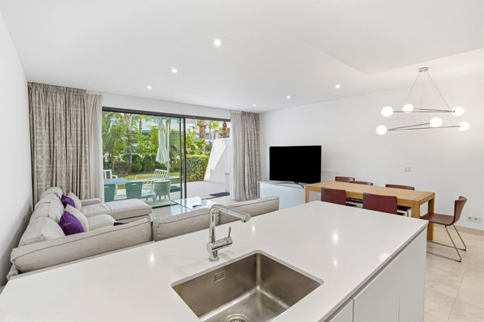 Image No.9-4 Bed Townhouse for sale