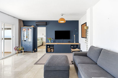 11-20939a0134ad724a8cb2a801094d15a4