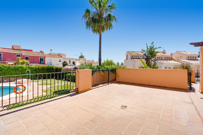 Image No.7-4 Bed Townhouse for sale