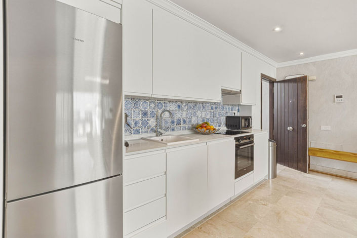 Image No.10-3 Bed Apartment for sale