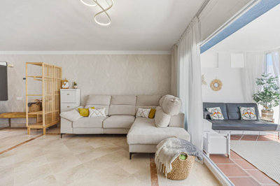 11-20939a0134ad724a8cb2a801094d15a4