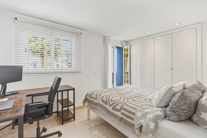 Image No.19-3 Bed Apartment for sale