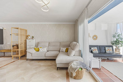 9-467d0cee5b725f3ef65f102a0c2e69c0