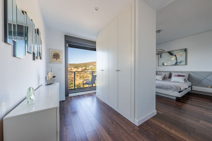 Image No.16-3 Bed Townhouse for sale