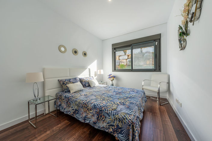 Image No.18-3 Bed Townhouse for sale