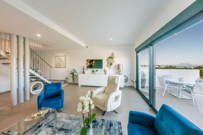 Image No.2-3 Bed Townhouse for sale