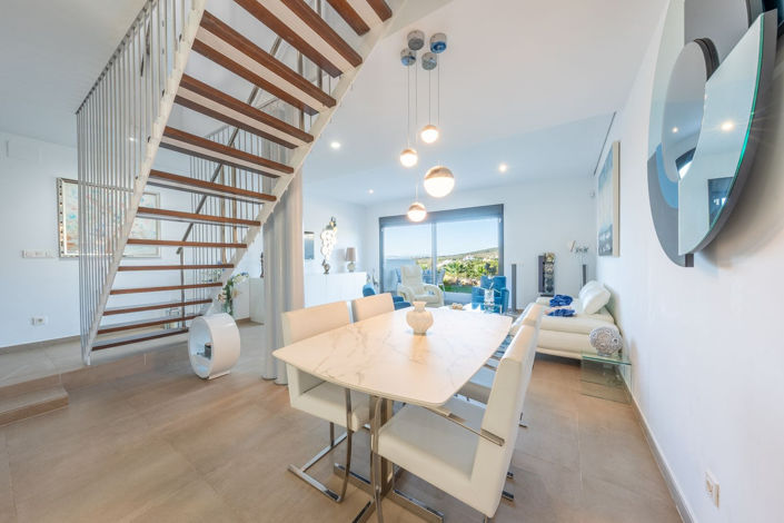 Image No.7-3 Bed Townhouse for sale