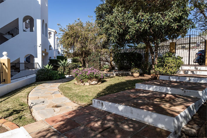 Image No.20-2 Bed Apartment for sale