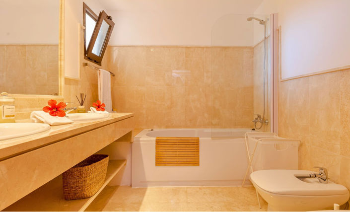 Image No.17-3 Bed Apartment for sale