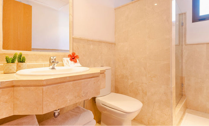 Image No.21-3 Bed Apartment for sale