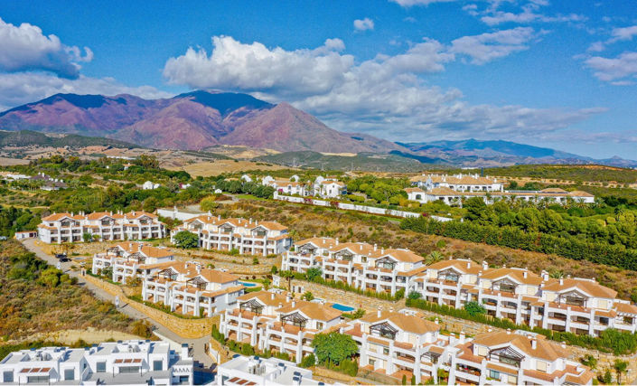 Image No.29-3 Bed Apartment for sale
