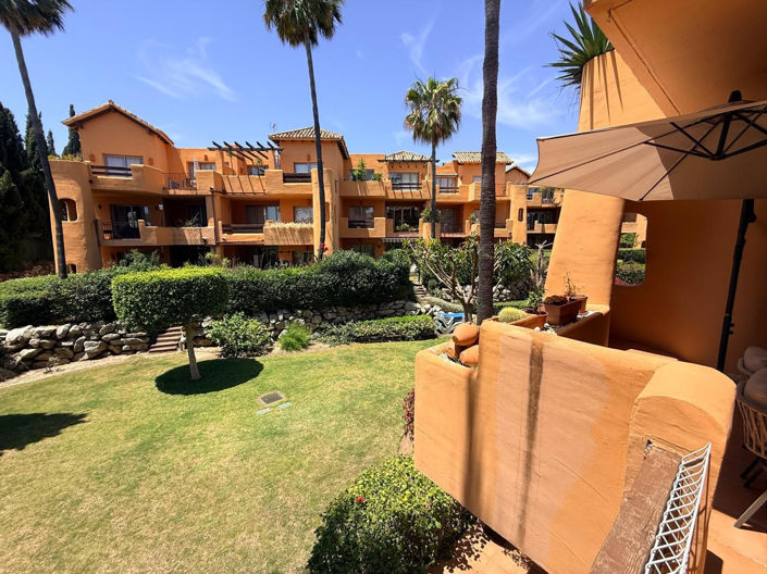 Image No.23-Appartement de 2 chambres à vendre à Estepona