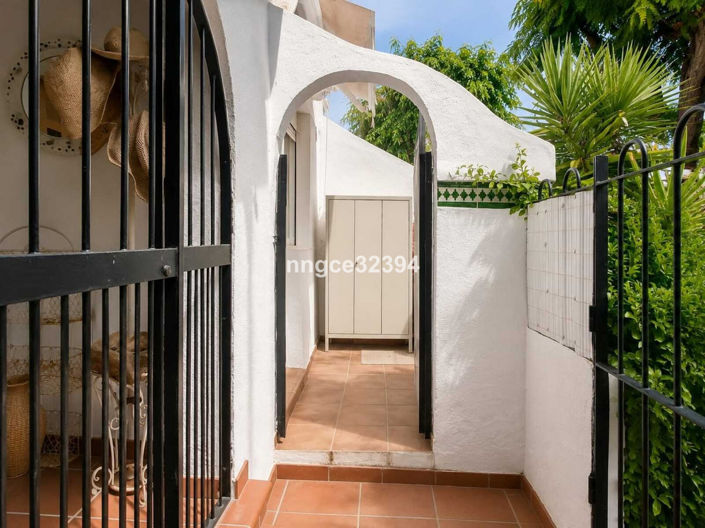 Image No.36-3 Bed Townhouse for sale