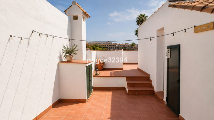Image No.37-3 Bed Townhouse for sale