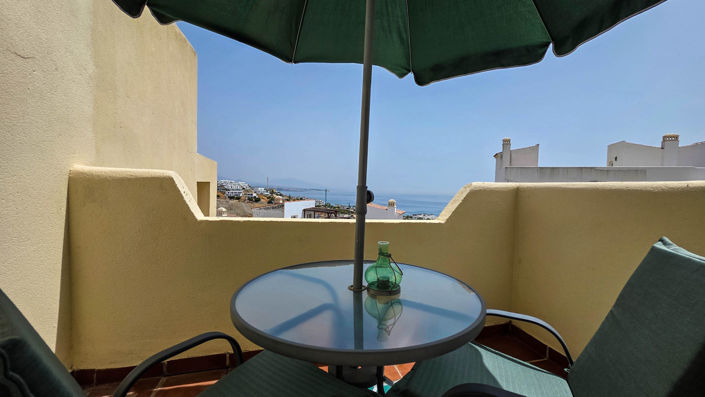 Image No.28-3 Bed Apartment for sale
