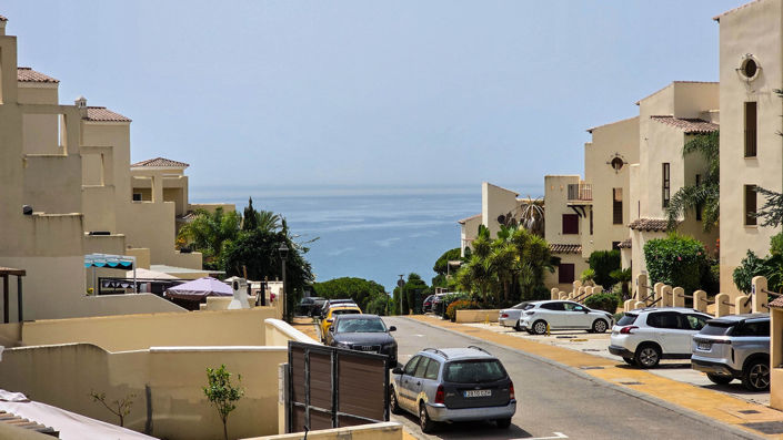 Image No.34-3 Bed Apartment for sale