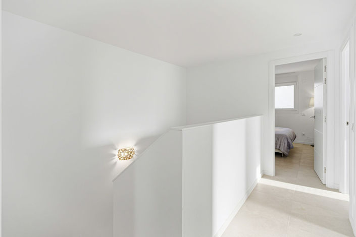 Image No.20-3 Bed Townhouse for sale