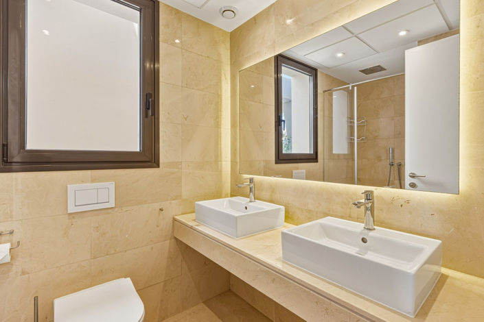 Image No.24-2 Bed Apartment for sale