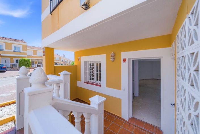 Image No.34-3 Bed Townhouse for sale
