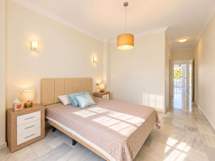 Image No.17-2 Bed Apartment for sale