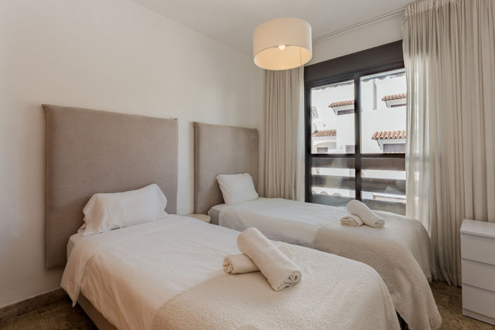 Image No.24-2 Bed Apartment for sale